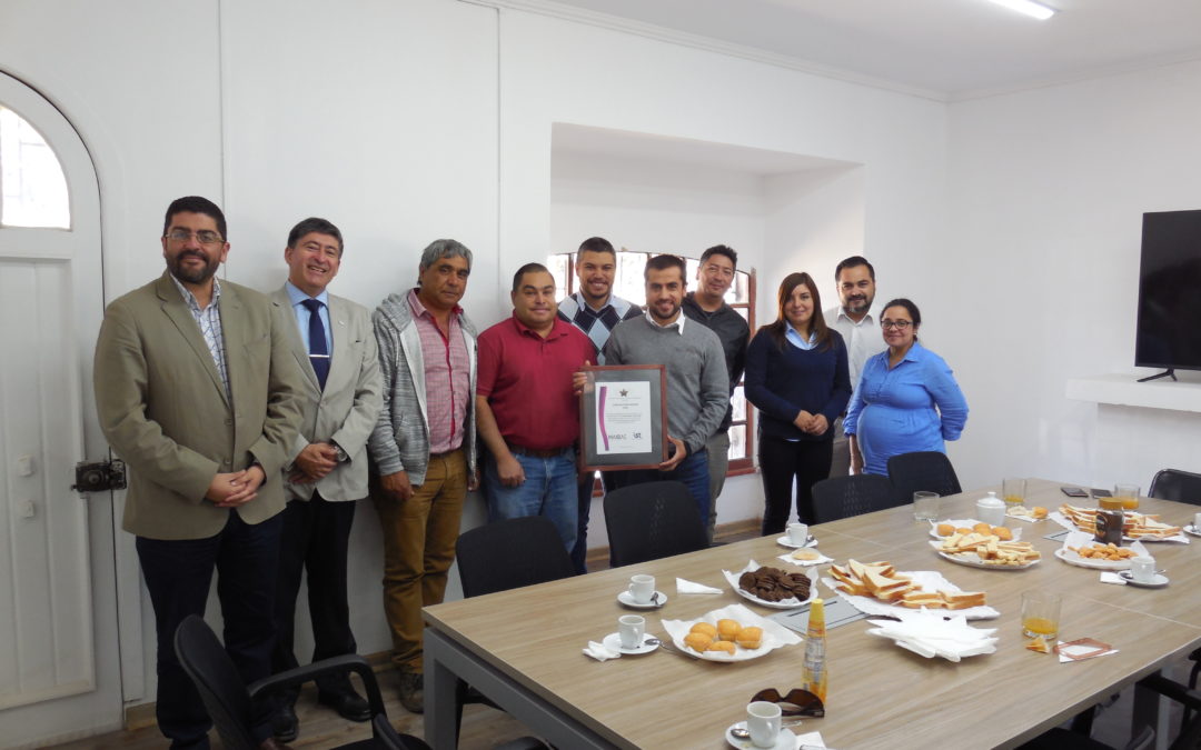 IST entrega certificado primer PASSO a Constructora Maibac