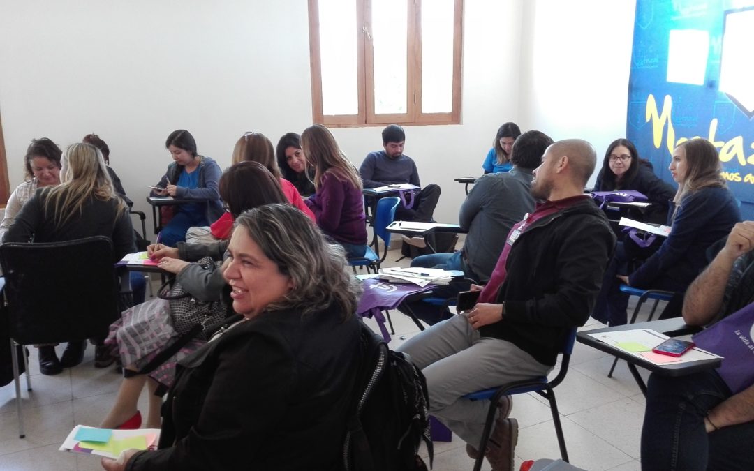 IST dictó taller de liderazgo a funcionarios del Cesfam de Mostazal