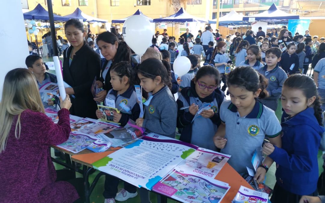 IST participa en feria de prevención para escolares y profesores